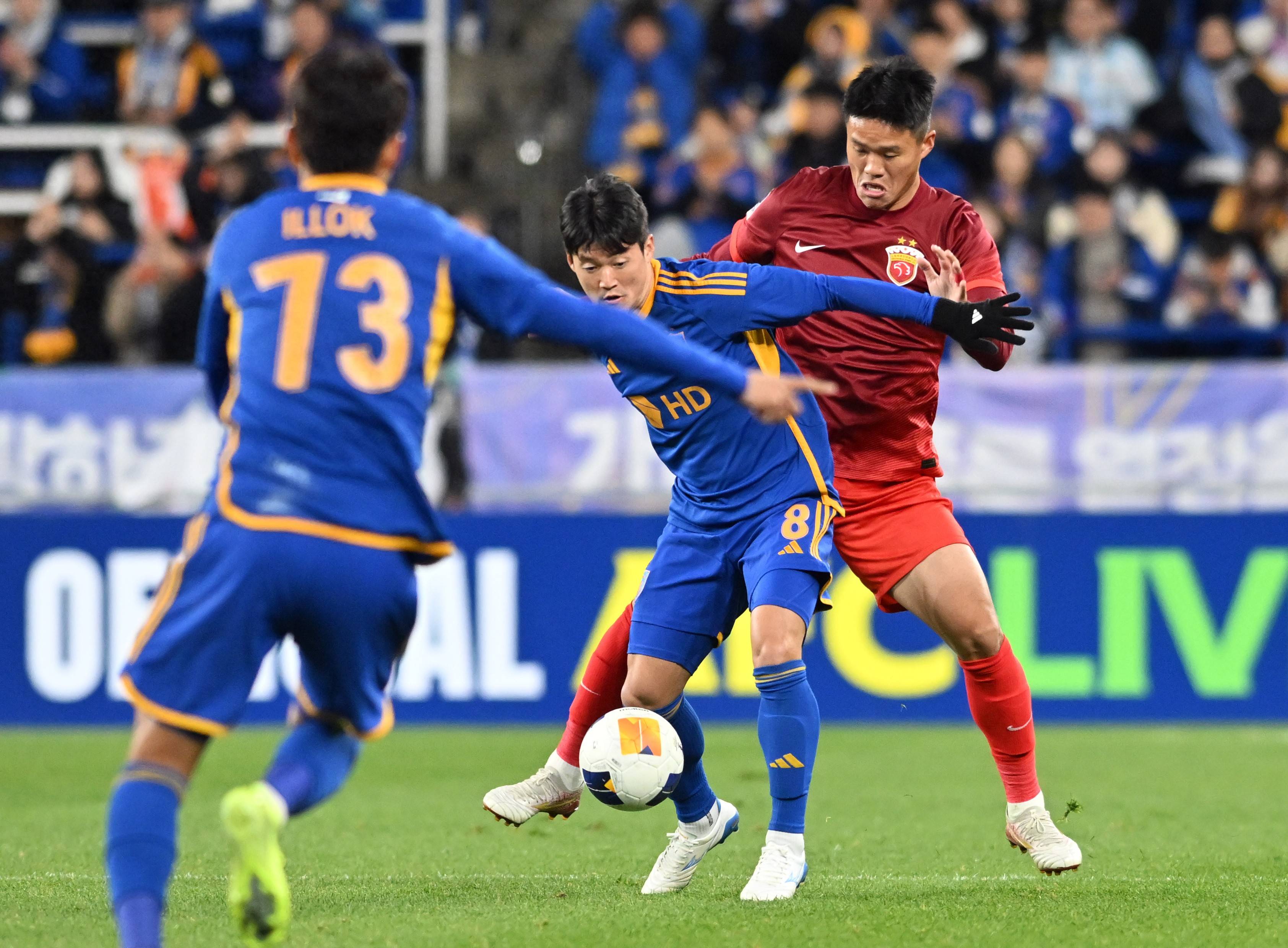 九游网页版入口包含赛前亚冠传出新动向；丹佛掘金战术微调；管理层表态：气氛紧张；球队文化再被提及的词条